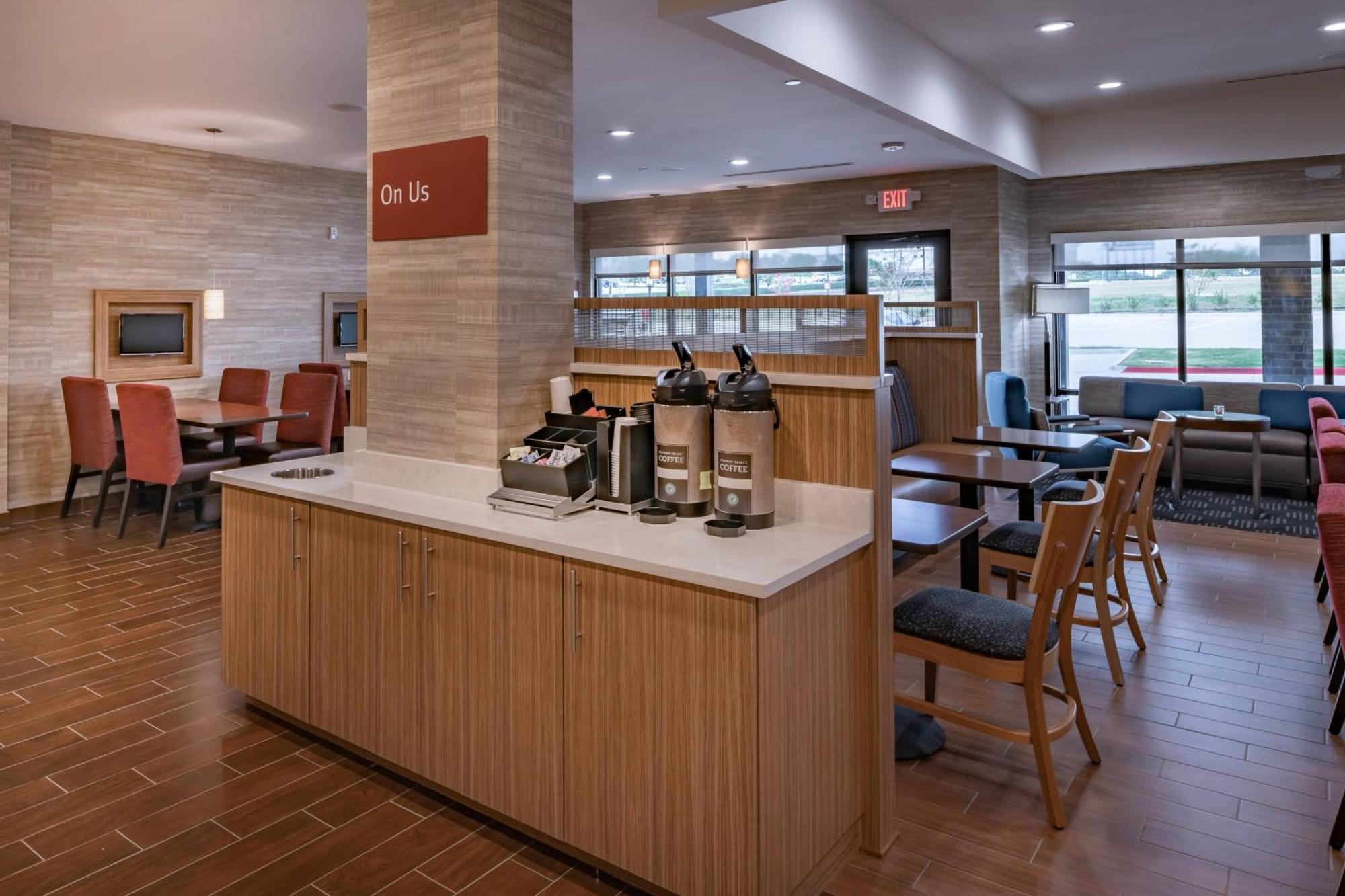 Towneplace Suites By Marriott Dallas Mesquite Extérieur photo