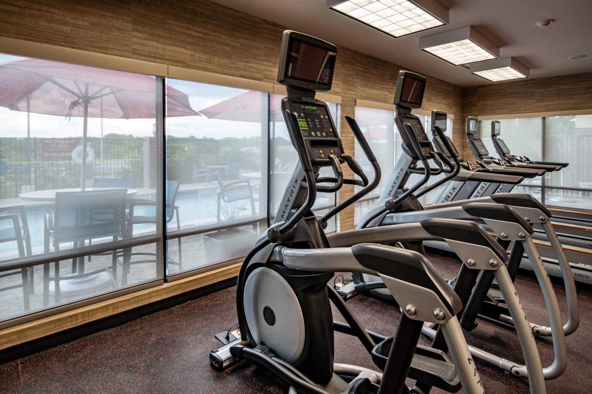 Towneplace Suites By Marriott Dallas Mesquite Extérieur photo